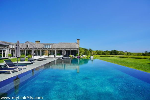 Exterior, Lake, Pool