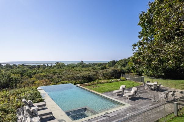 Exterior, Pool, Water