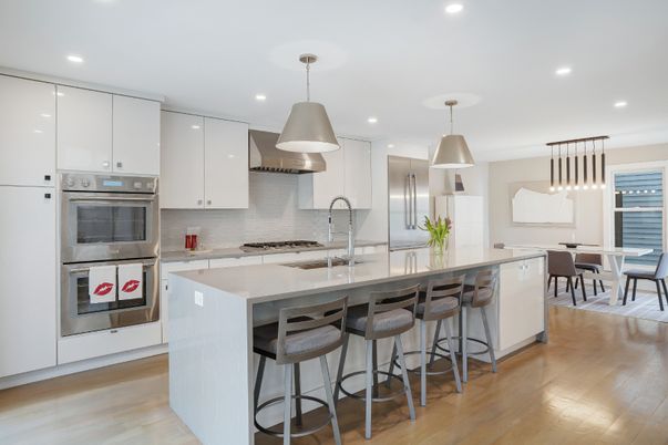 Dining room, Interior, Kitchen, Pendant Lights, Recessed Lighting, Stainless Steel Appliances, Wood Texture Flooring