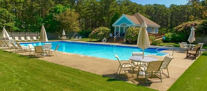Exterior, Pool
