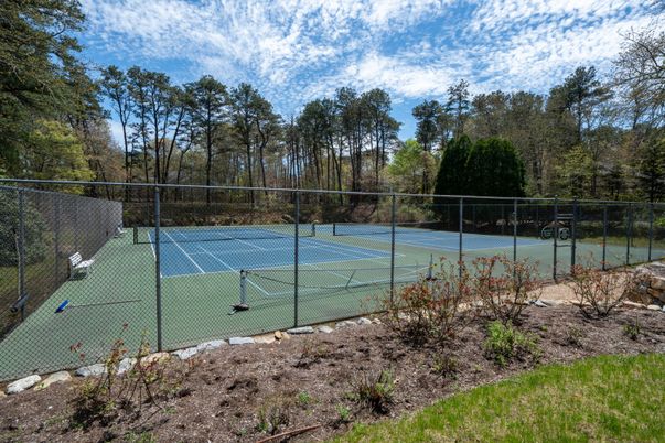 Exterior, Tennis Courts