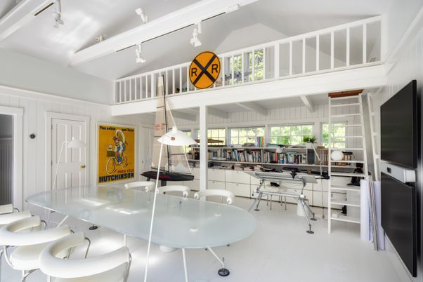 Dining room, Interior