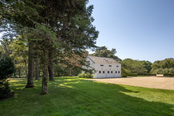 Backyard, Detached Garage, Exterior