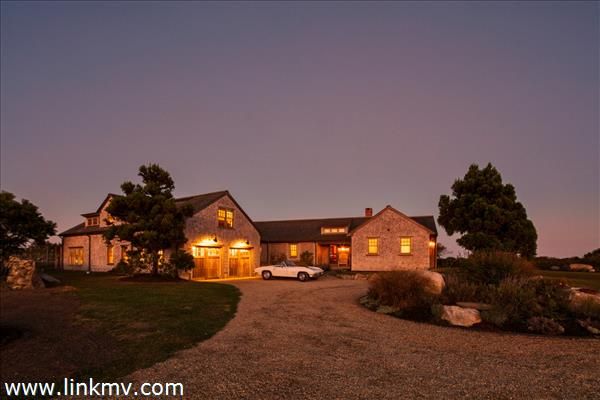 Backyard, Exterior, Facade, Brick Facade, Log Home