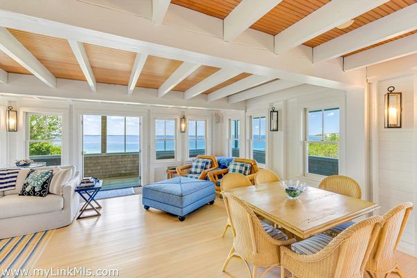 Dining room, Interior, Living room, Water, Wooden Beams, Wooden Ceilings, Wood Texture Flooring