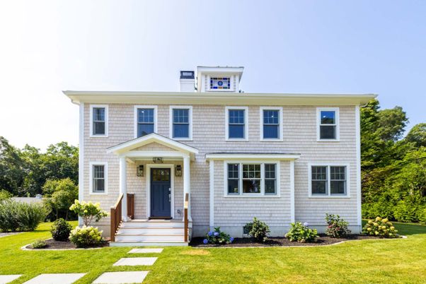 Exterior, Facade, Georgian