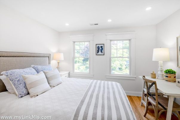 Bedroom, Home Office, Interior, Recessed Lighting, Wood Texture Flooring