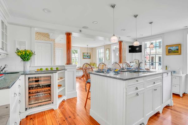 Dining room, Interior, Kitchen, Pendant Lights, Recessed Lighting, Wood Texture Flooring