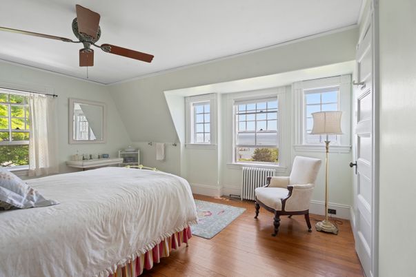 Bedroom, Interior, Water, Wood Texture Flooring
