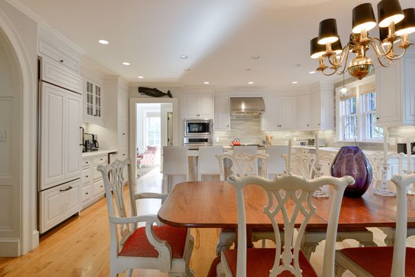 Chandelier, Dining room, Interior, Kitchen, Recessed Lighting, Stainless Steel Appliances, Wood Texture Flooring