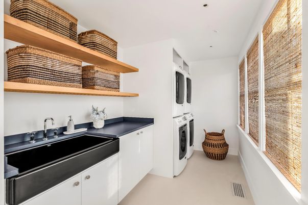 Interior, Washer