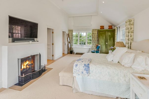 Bedroom, Fireplace, Interior, Recessed Lighting