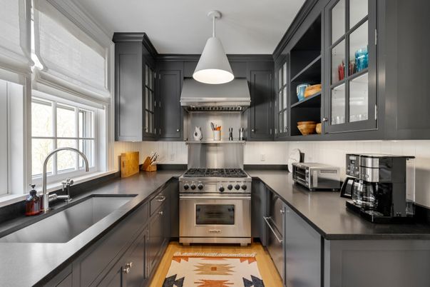 Interior, Kitchen, Pendant Lights, Stainless Steel Appliances