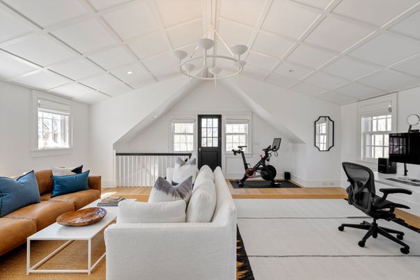 Fitness Equipment, Home Office, Interior, Living room, Recessed Lighting, Wood Texture Flooring