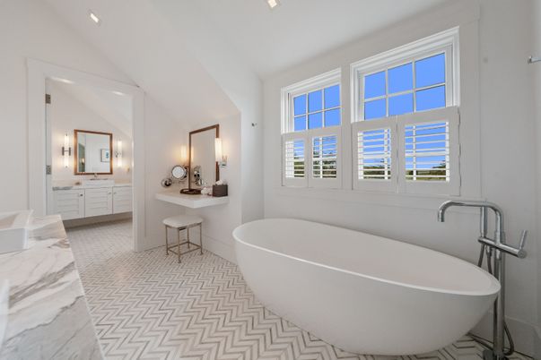 Bathroom, Free Standing Baths, Interior, Recessed Lighting