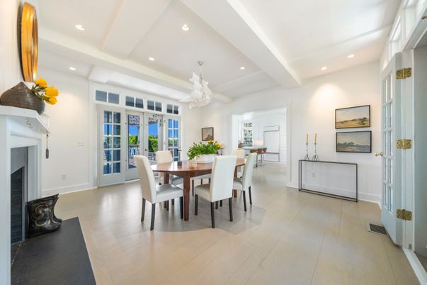 Dining room, Fireplace, Interior, Recessed Lighting
