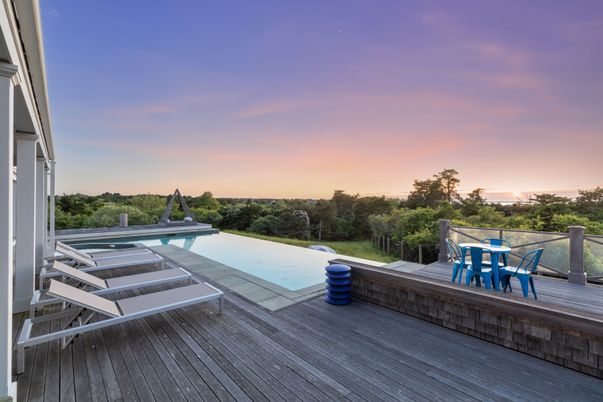 Exterior, Pool, Other