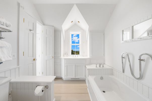 Bathroom, Interior, Water, Wood Texture Flooring
