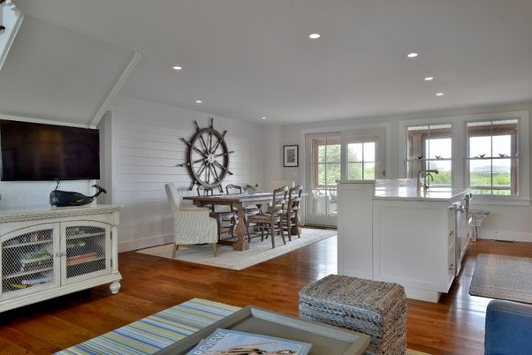 Dining room, Interior, Kitchen, Recessed Lighting, Wood Texture Flooring