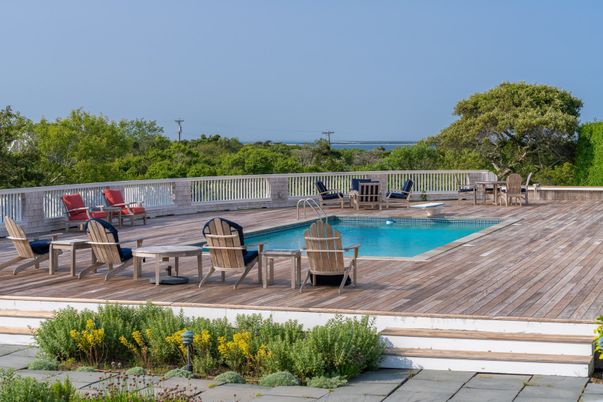 Exterior, Pool, Water