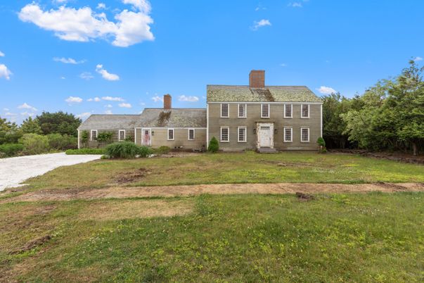 Backyard, Exterior, Facade, Georgian