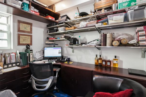 Home Office, Interior