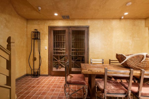 Dining room, Interior, Recessed Lighting, Wine Storage