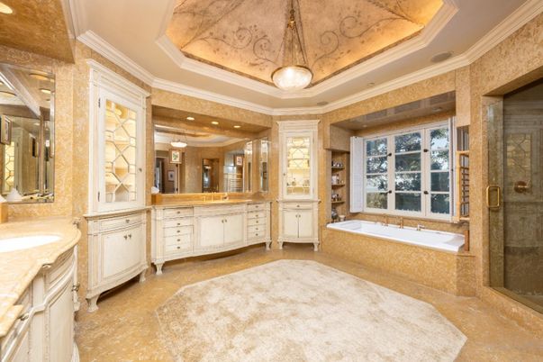 Bathroom, Dual Sink Vanities, Interior, Pendant Lights, Recessed Lighting