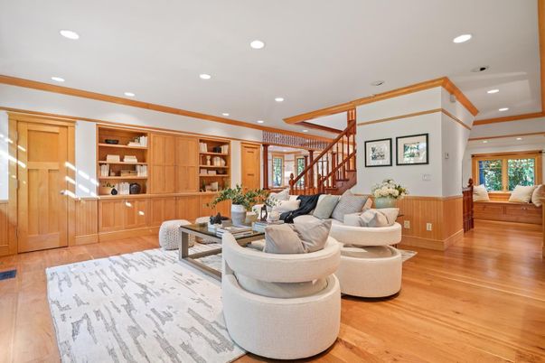 Interior, Living room, Recessed Lighting, Wood Texture Flooring