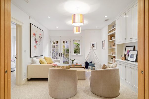 Fireplace, Interior, Living room, Pendant Lights, Recessed Lighting