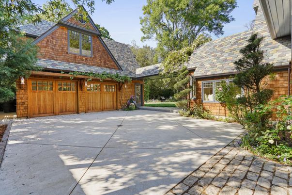 Attached, Exterior, Facade, Brick Facade, Cape Cod