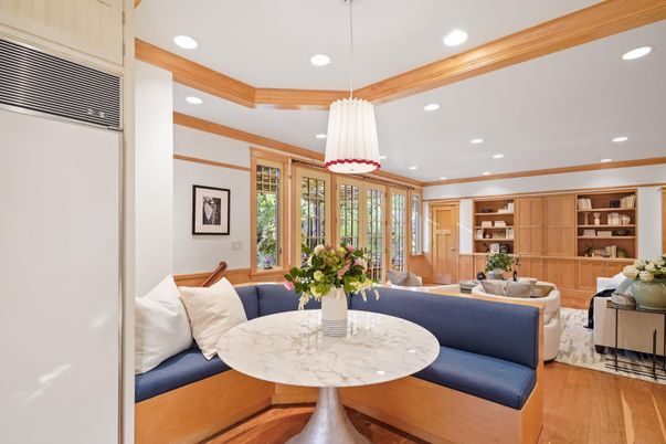 Dining room, Interior, Living room, Pendant Lights, Recessed Lighting, Wood Texture Flooring