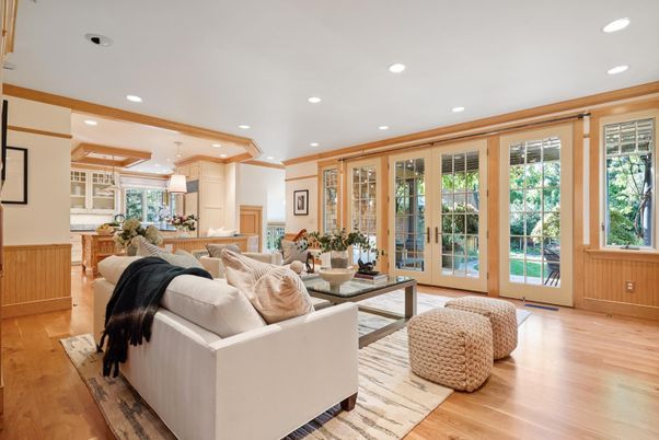 Interior, Kitchen, Living room, Pendant Lights, Recessed Lighting, Wood Texture Flooring