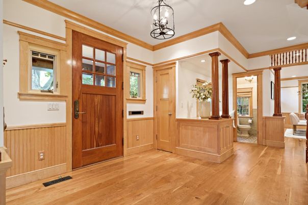 Bathroom, Interior, Pendant Lights, Recessed Lighting, Wood Texture Flooring