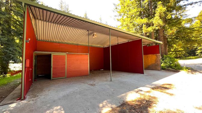 Detached Garage, Exterior