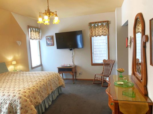 Bedroom, Chandelier, Interior