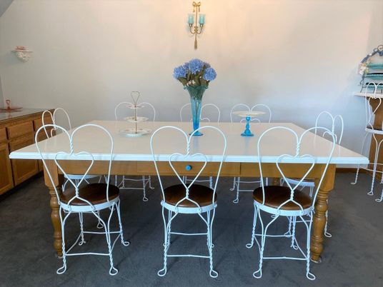Dining room, Interior