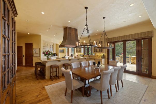 Chandelier, Dining room, Interior, Kitchen, Pendant Lights, Recessed Lighting, Wood Texture Flooring