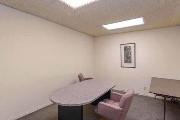 Dining room, Interior, Recessed Lighting