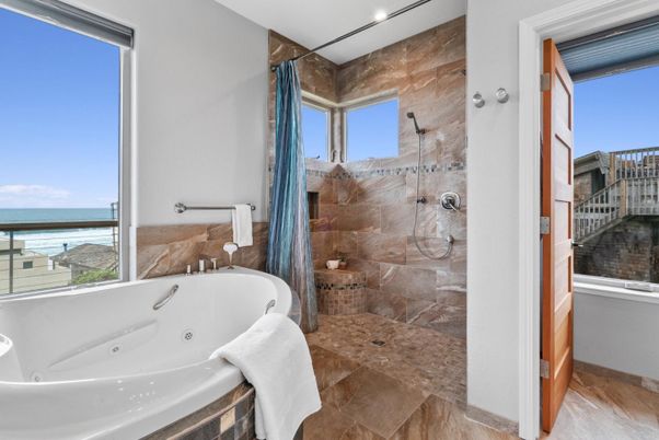 Bathroom, Interior, Recessed Lighting, Water