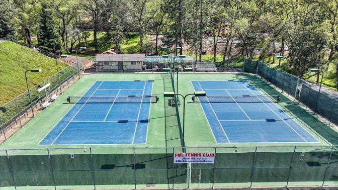 Exterior, Tennis Courts