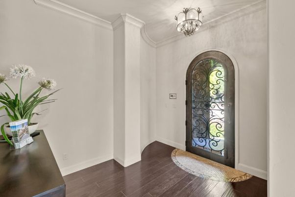 Chandelier, Interior, Wood Texture Flooring