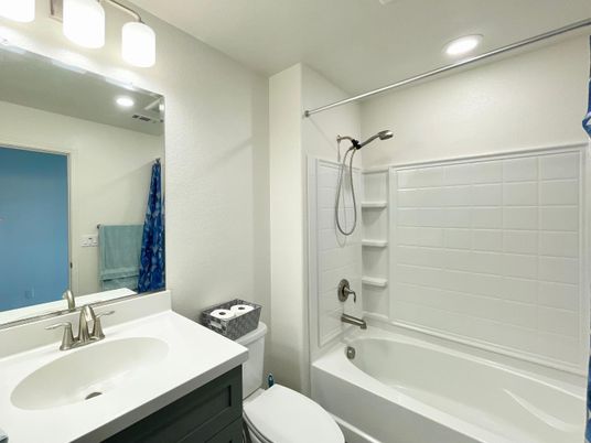 Bathroom, Interior, Recessed Lighting