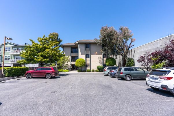 Exterior, Facade, Condo Building