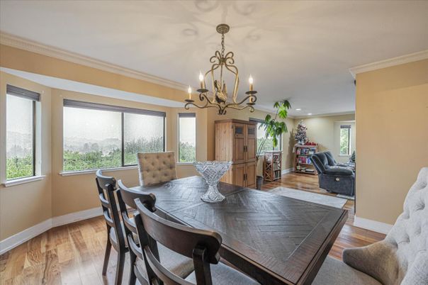 Chandelier, Dining room, Interior, Recessed Lighting, Wood Texture Flooring