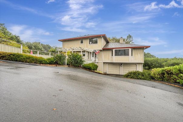 Attached, Exterior, Facade, Raised Ranch