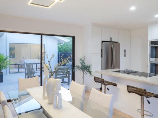 Dining room, Interior, Kitchen, Recessed Lighting, Stainless Steel Appliances