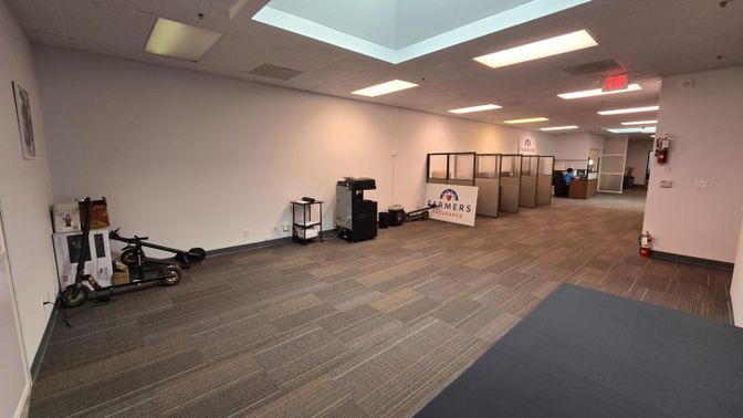 Fitness Equipment, Interior, Recessed Lighting