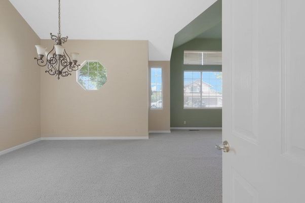 Chandelier, Empty room, Interior