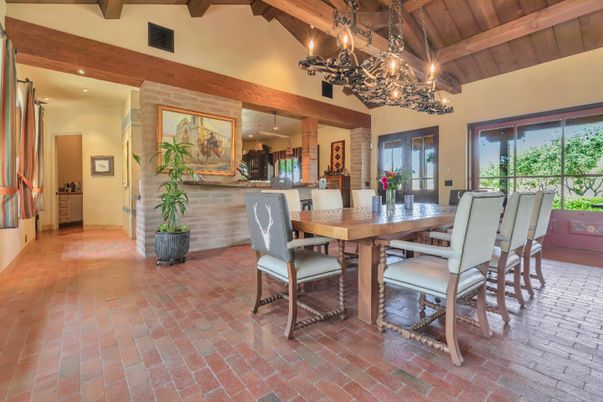 Chandelier, Dining room, Interior, Pendant Lights, Wooden Beams, Wooden Ceilings